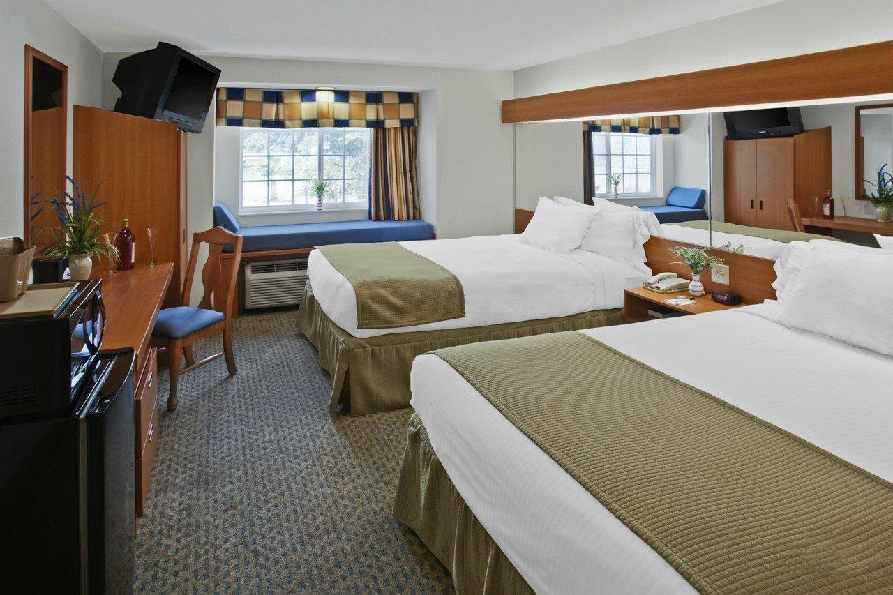 Microtel Inn & Suites By Wyndham Kingsland Naval Base I-95 Екстер'єр фото
