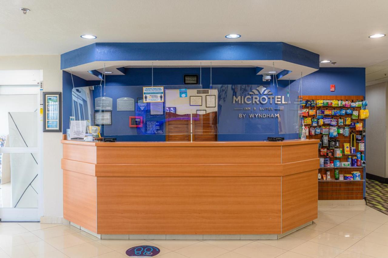 Microtel Inn & Suites By Wyndham Kingsland Naval Base I-95 Екстер'єр фото