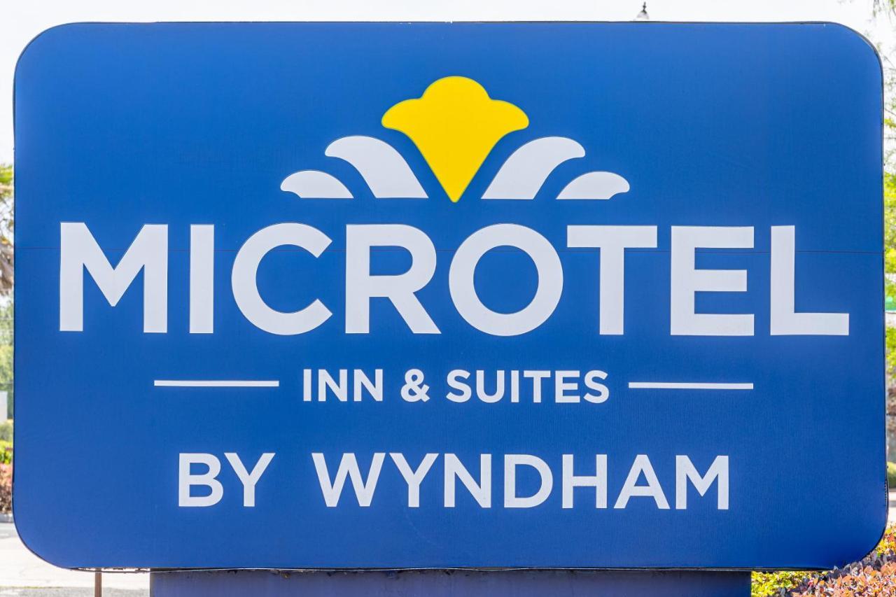 Microtel Inn & Suites By Wyndham Kingsland Naval Base I-95 Екстер'єр фото