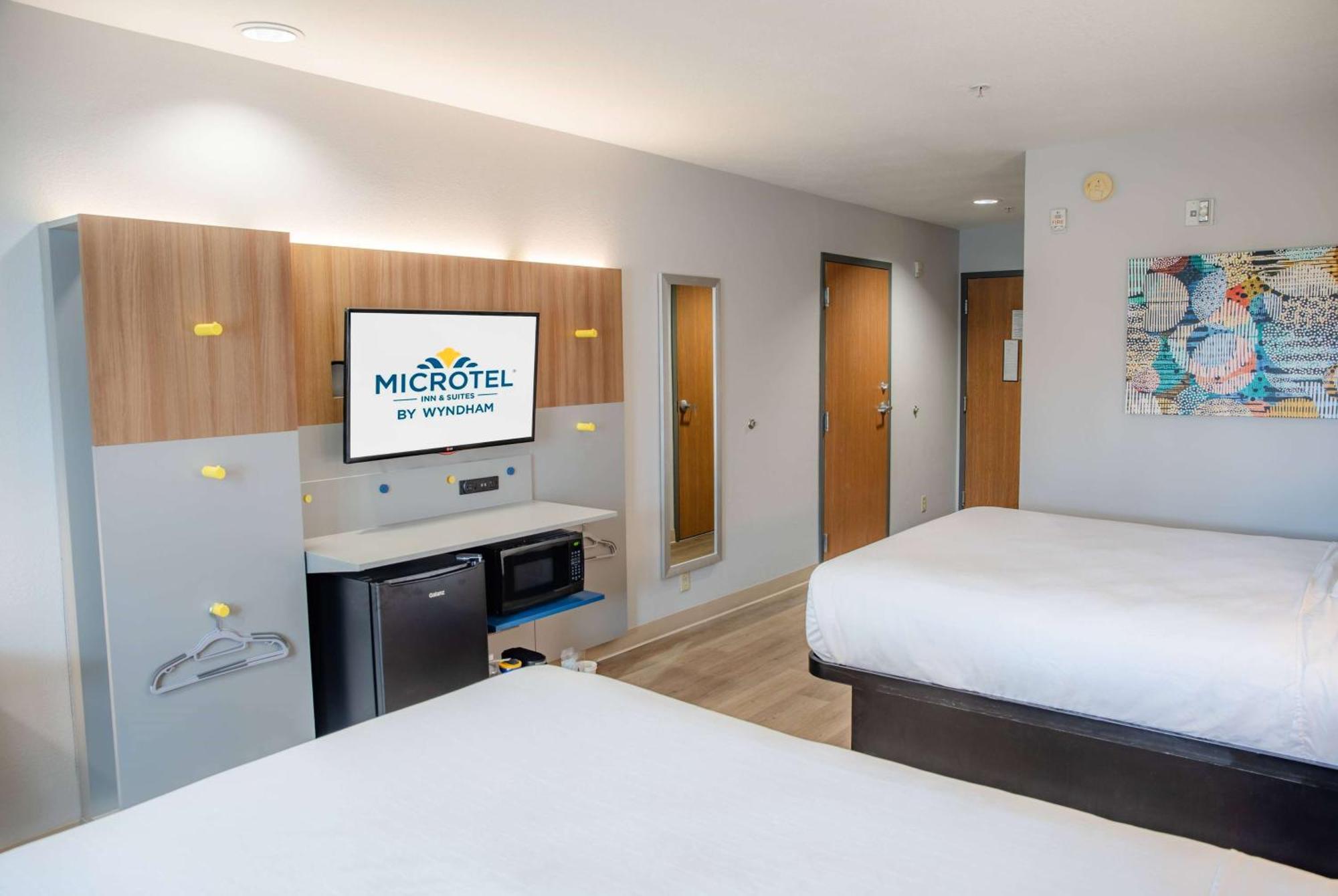 Microtel Inn & Suites By Wyndham Kingsland Naval Base I-95 Екстер'єр фото